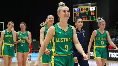 Stephanie Reid took the road less travelled to represent Australia in basketball and become an Opal