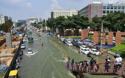 Rain intensity reduces on Thursday in Bengaluru, but flooding continues on ORR