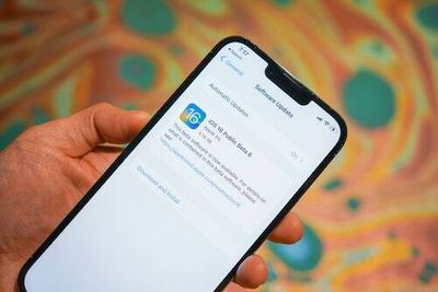 How to install the iOS 16 public beta on your iPhone