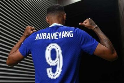 Pierre-Emerick Aubameyang will wear No9 shirt at Chelsea after completing Premier League return