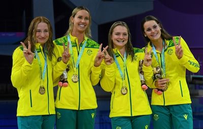 McKeon headlines Australia team for swim short-course world titles