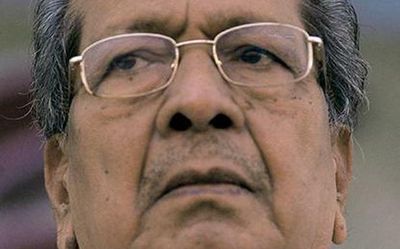 Andhra Pradesh Governor Biswabhusan pays tribute to Y. S. Rajasekhara Reddy
