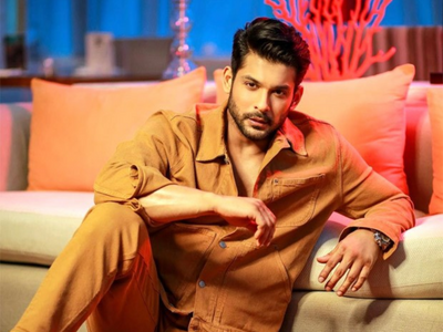 Sidharth Shukla's fans and friends pay their tribute on his first death anniversary; #SidharthShuklaLivesOn trends on social media