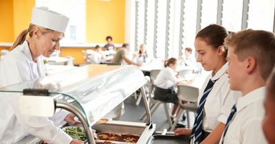 Calls for free school meal offer to be extended to secondary pupils