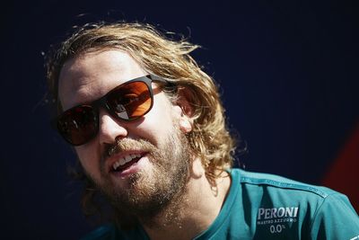 Vettel accused of "greenwashing" after Formula E criticisms