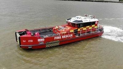 London Fire Brigade unveils new fire fighting boats to patrol Thames