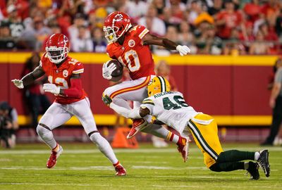 Here’s how rookie RB Isiah Pacheco earned the Chiefs’ confidence