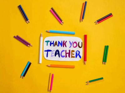 Happy Teachers Day 2022: Top 50 Wishes, Messages, Images and Quotes to share with your teachers
