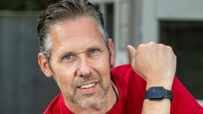 A Smart Watch Alerted Man Of His Dangerously Low Heart Rate