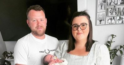 Desperate race to save mum's life after she's given antibiotics for tonsillitis