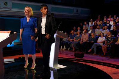 Factbox-How will Britain's next prime minister be announced?