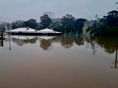 NSW flood relief payments extended