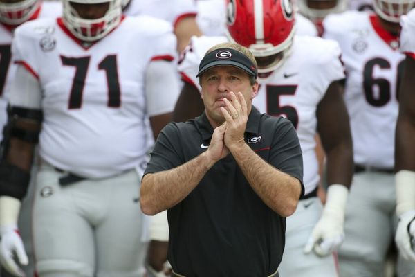 Georgia vs. Oregon: Predictions from national media