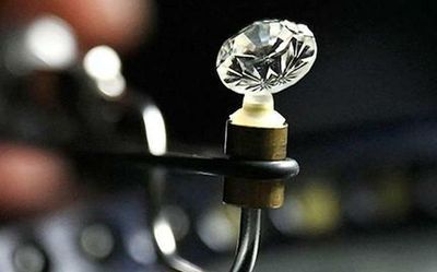 Can diamonds be found in plenty deep inside the Earth?