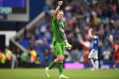 Klopp hails Pickford as Everton keeper denies Liverpool