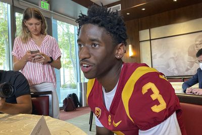 WATCH: Jordan Addison makes his 1st TD catch as a USC Trojan