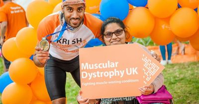 Man aims at Great North Run world record - by completing the historic course in a bright orange sari