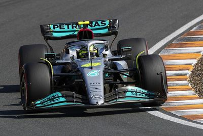 Hamilton: Change in Mercedes F1 car performance "like a mood swing"