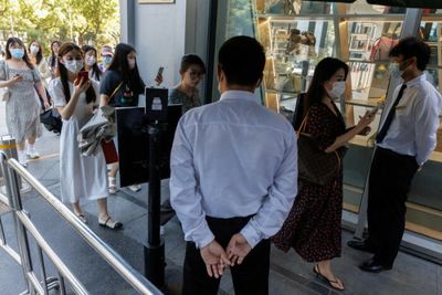 China to enforce nationwide health code system after public complaints about travel hassles