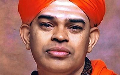 Murugha seer taken to mutt for mahazar