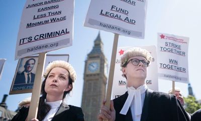 The Guardian view on the barristers’ strike: justice is on their side