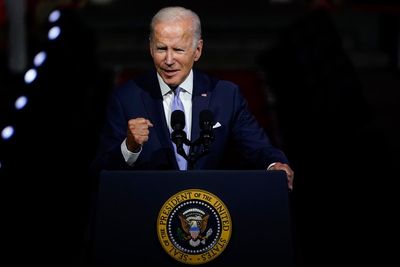 Biden visiting 2 swing states as midterm crunch time begins