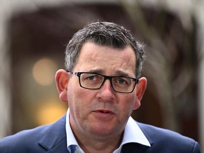 Premier yet to respond to Vic 000 failure