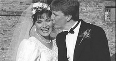 Lorraine Kelly shares incredible throwback wedding snap to celebrate 30th anniversary with husband Steve