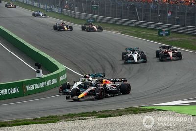 Verstappen: "Very surprising" Mercedes could make one-stop work in Dutch GP