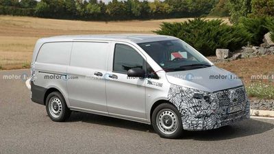 Mercedes Vito Facelift Spied Hiding EQV-Inspired Fascia