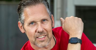 Dad's life saved by Apple Watch after his heart stopped 138 times in 48 hours