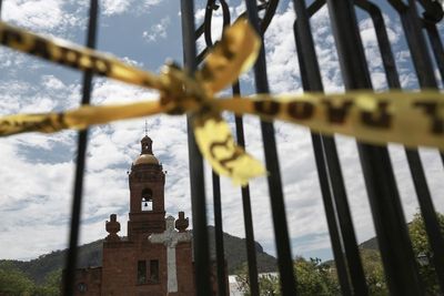 Jesuits remain in Mexican mountains after priests' killings