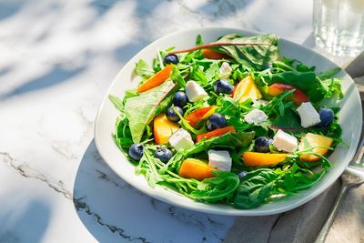 Science behind eating salad before carbs