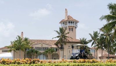 Trump wins bid for special master in Mar-a-Lago document search