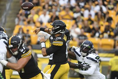 Did Steelers let starting QB decision slip with team captains?