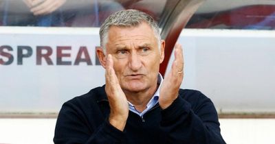 Tony Mowbray forced into late change by an injury in warm-up as Sunderland take on Middlesbrough