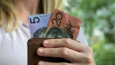 Aged pension, JobSeeker payments will rise thanks to indexation. Here’s how much extra welfare recipients will get and when