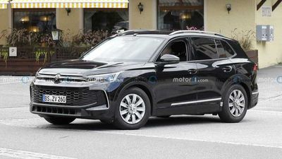 2024 VW Tiguan Spied With Production Body For The First Time