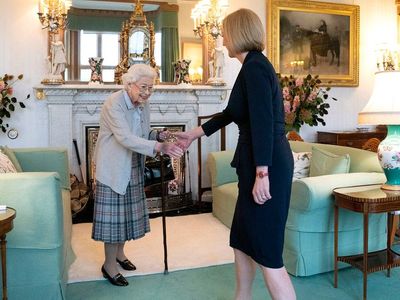 Liz Truss speech – live: New PM to address UK after ‘completely deluded’ Johnson statement