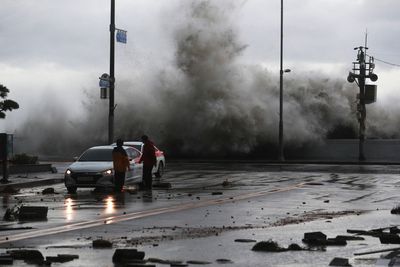 South Korea halts ship refuelling at key ports as typhoon Hinnamor hits