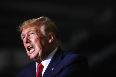 Trump offered a lawyer this as payment