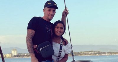 Holidaymaker blasted for boasting about skipping airport queue by faking a broken foot