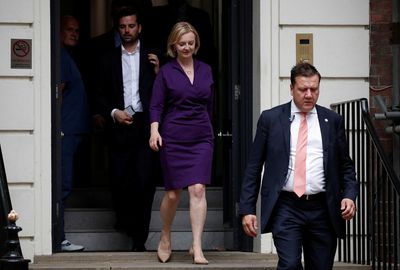 Truss to freeze household energy bills with subsidy: source and reports
