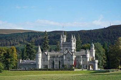 Where is Balmoral, is it open to the public, and can you visit?