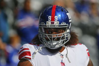 Report: Giants restructure contract of DL Leonard Williams