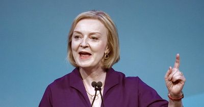 Liz Truss set to freeze household energy bills - reports