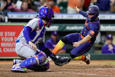 Camera angle shows Jose Altuve looked safe after being called out on shallow pop-up tag-up play