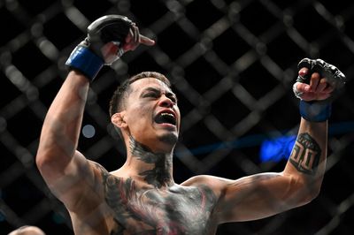 Cristian Quinonez reveals he broke his hand in UFC Fight Night 209 win