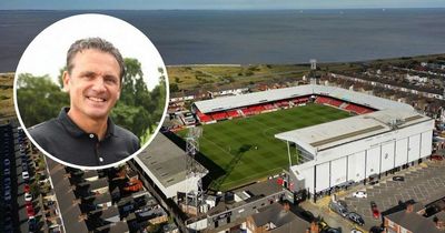 Grimsby Town's Dave Smith calls time on almost 25 years at Blundell Park