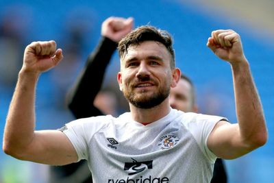 Ex-Scotland star Robert Snodgrass 'on the verge' of joining Hearts